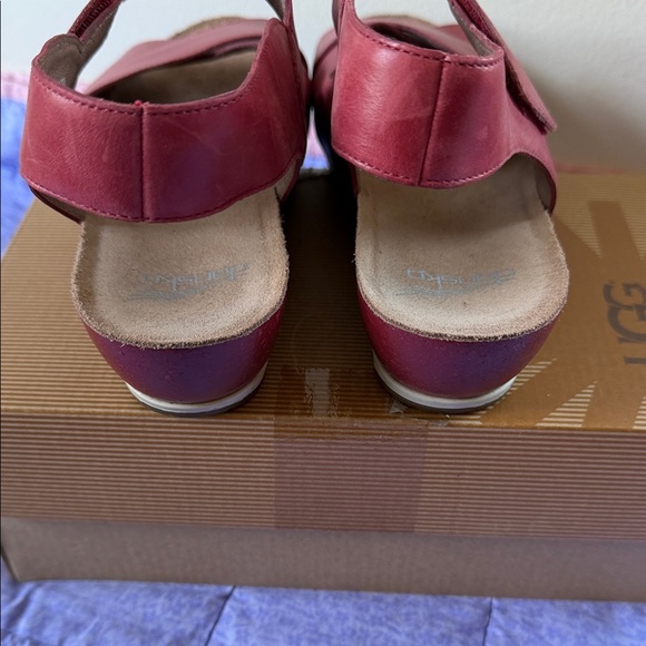 Dansko Burgundy Leather Cross-Strap Slingback Sandals - Picture 4 of 7
